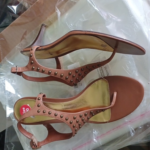 Must Have Lauren Ralph Lauren Low Heel Studded Sandal in Brown! - Picture 1 of 5